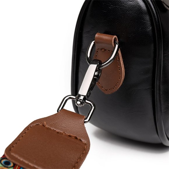 SPRING SPECIAL 25$ / Shoulder bag / PU leather / BLACK model - Picture 5 of 16